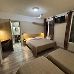 Angleterre Hotel